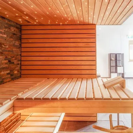 Sleeps 6 Pool Wifi Zermatt